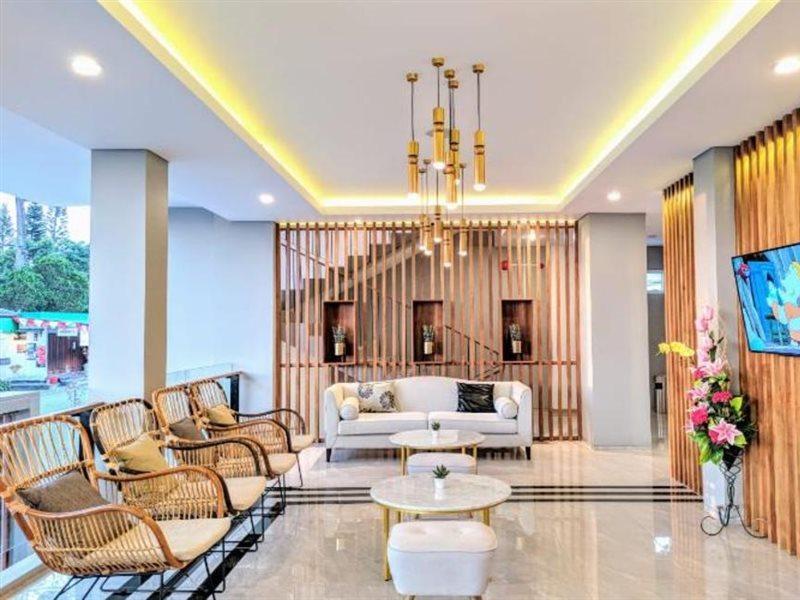 Facade Hotel By Azana Tawangmangu Dış mekan fotoğraf