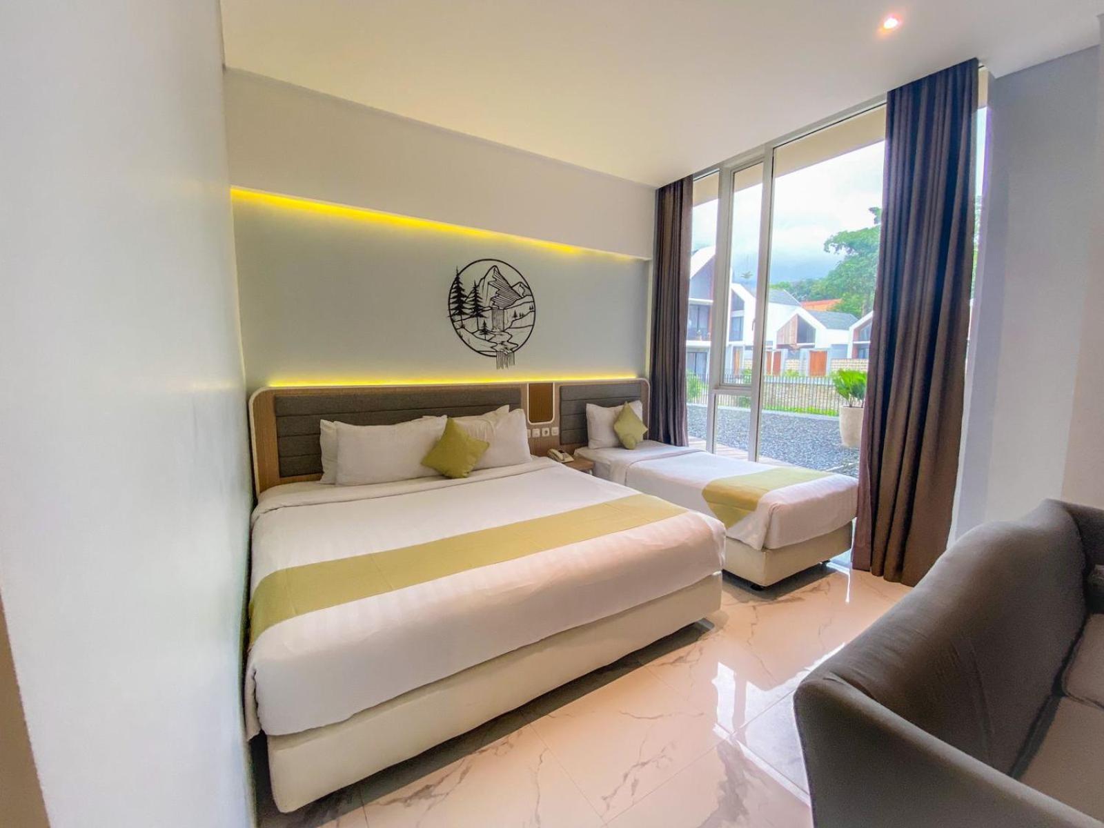 Facade Hotel By Azana Tawangmangu Dış mekan fotoğraf