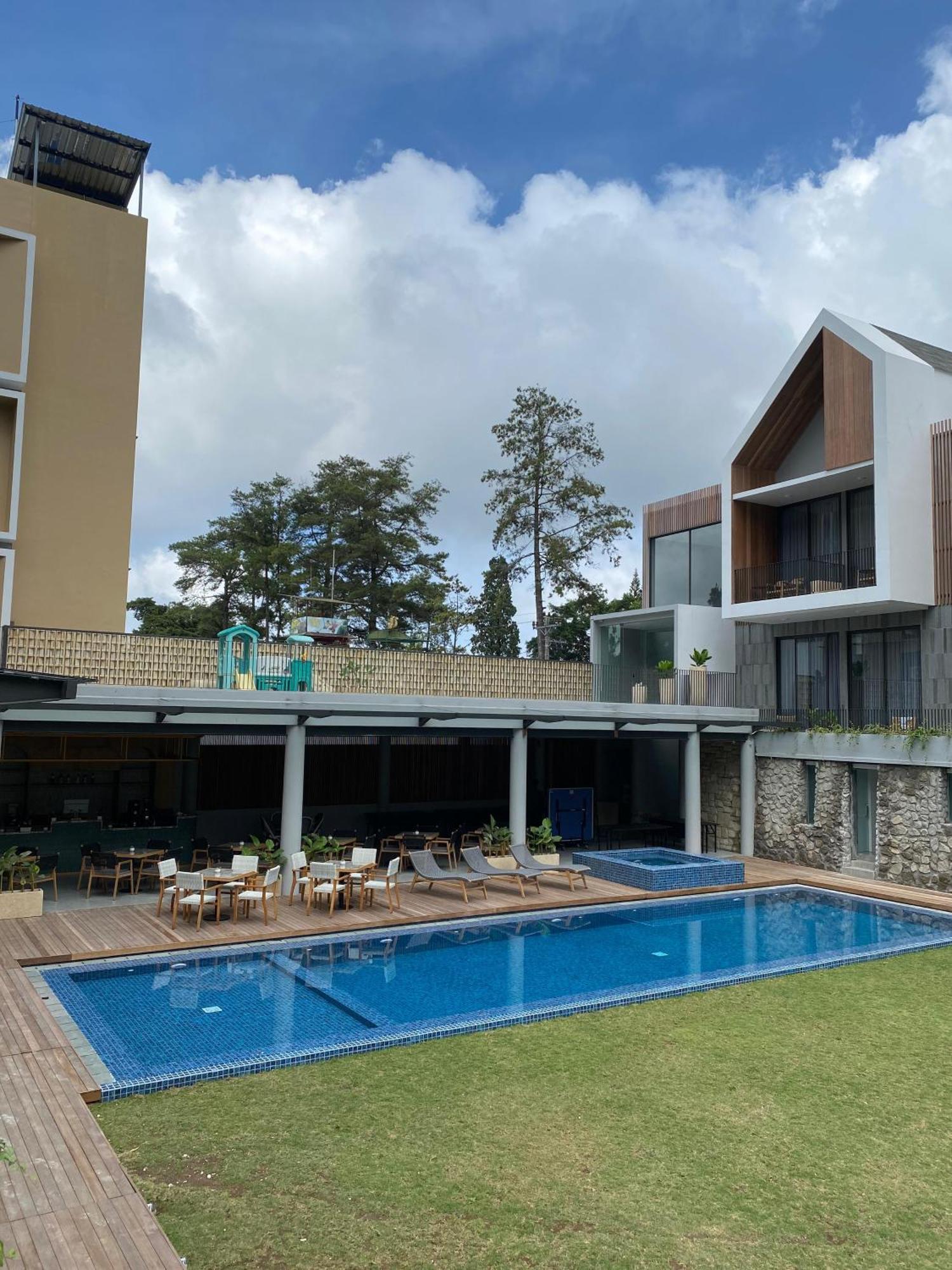 Facade Hotel By Azana Tawangmangu Dış mekan fotoğraf